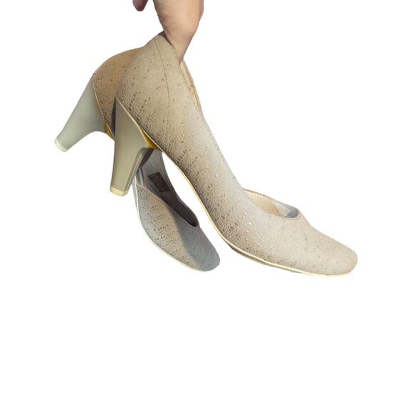 TSUBO Women's Fifee D'Orsay Pump Size 7.5 - Picture 8 of 8